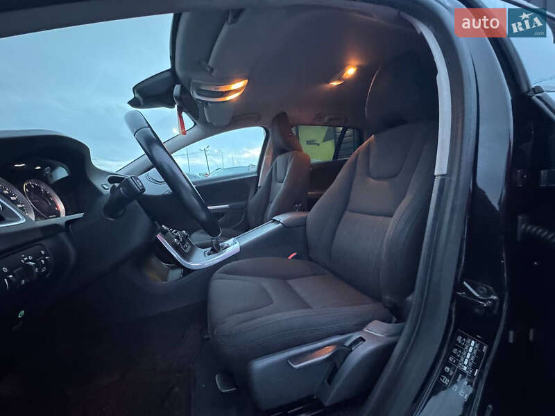 Універсал Volvo V60 2011 в Стрию