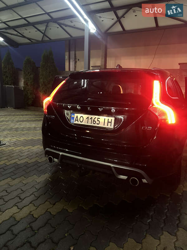 Універсал Volvo V60 2011 в Іршаві