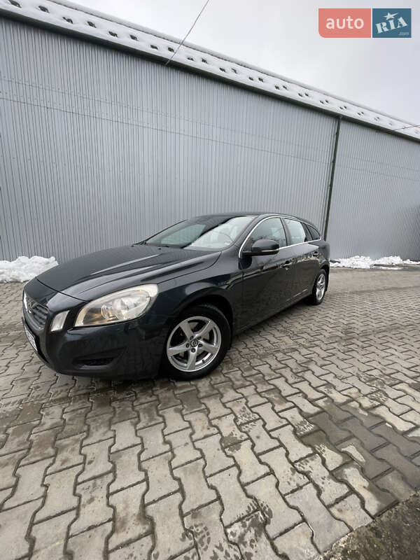 Універсал Volvo V60 2011 в Стрию
