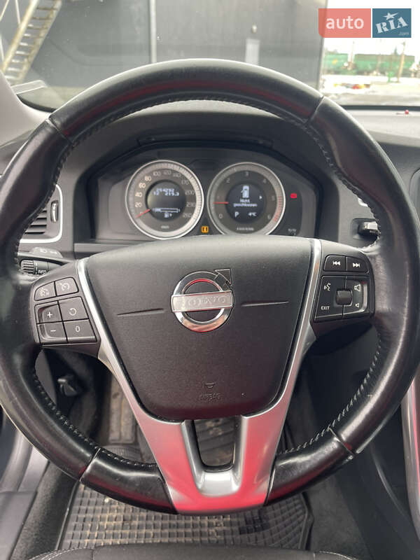 Універсал Volvo V60 2011 в Стрию