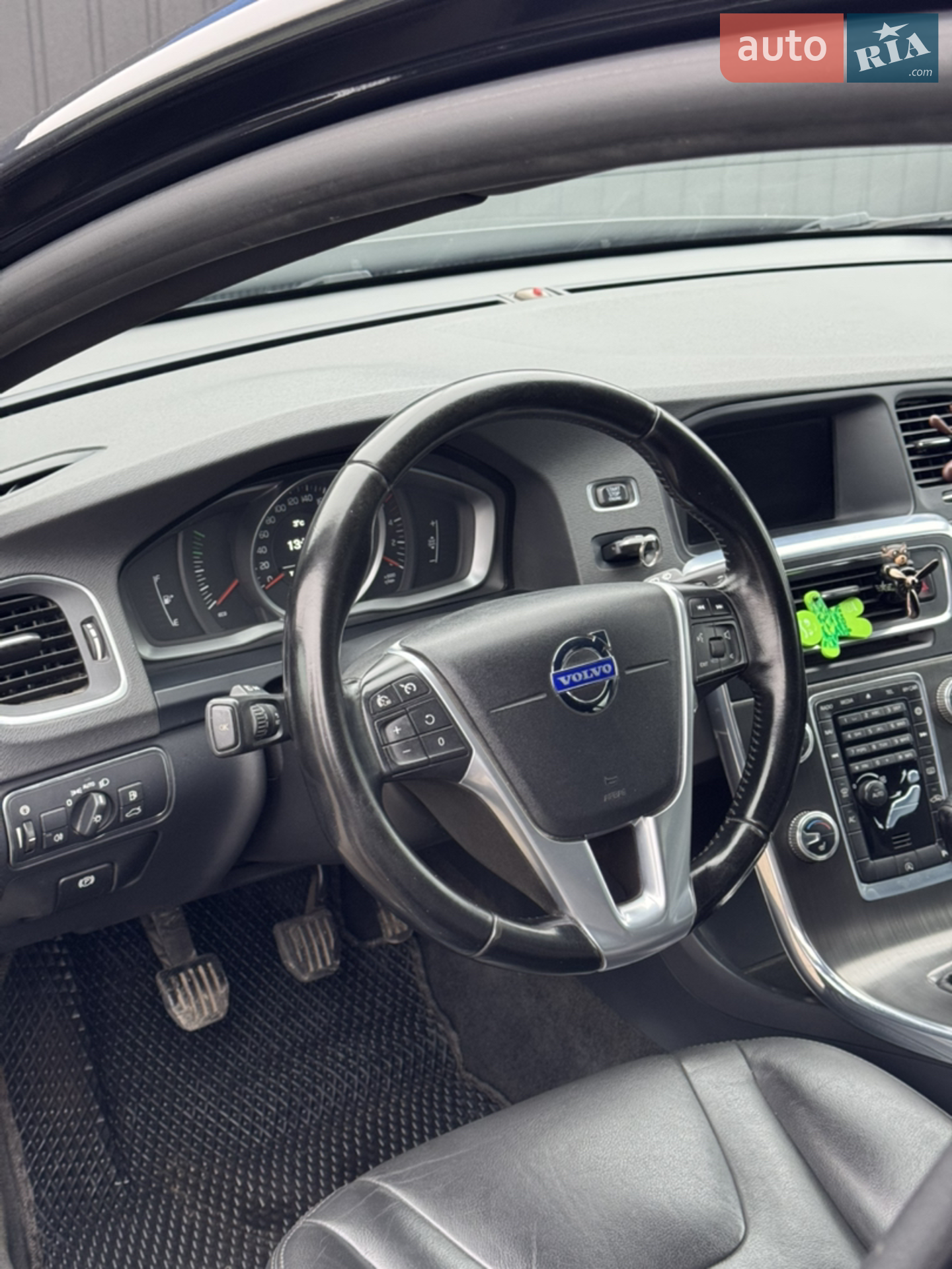 2015 Volvo V60 - мініатюра 26