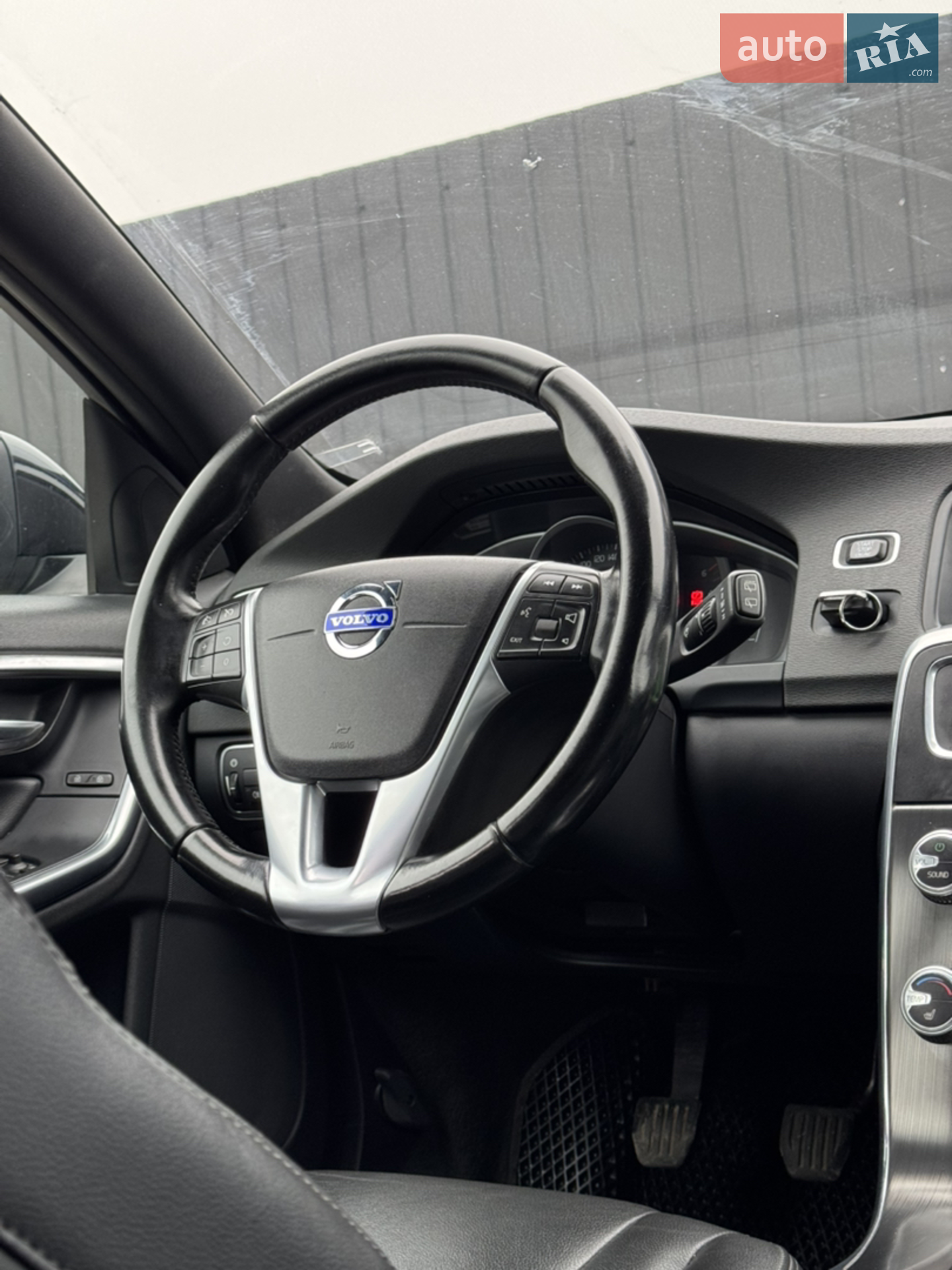 2015 Volvo V60 - мініатюра 31