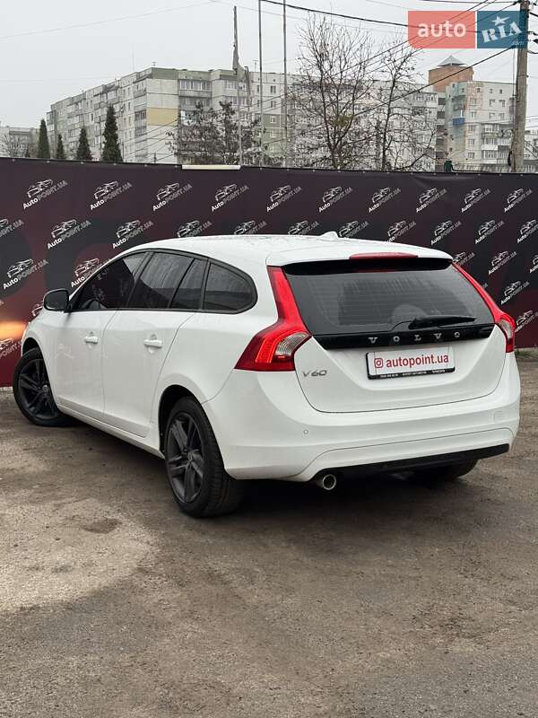 Универсал Volvo V60 2016 в Сумах