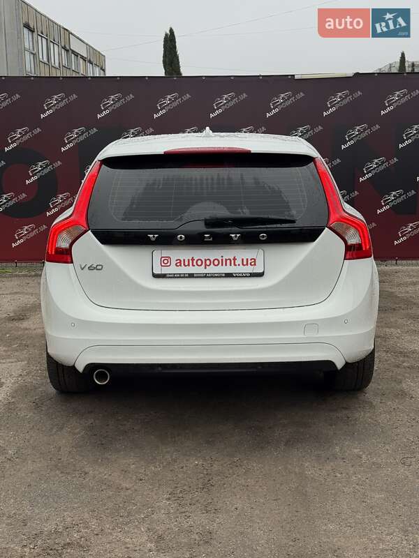 Универсал Volvo V60 2016 в Сумах