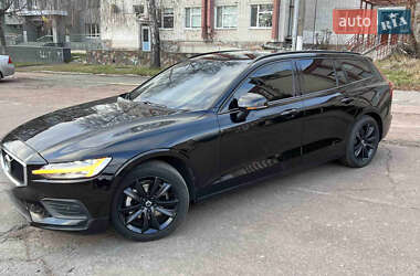 Универсал Volvo V60 2019 в Чернигове