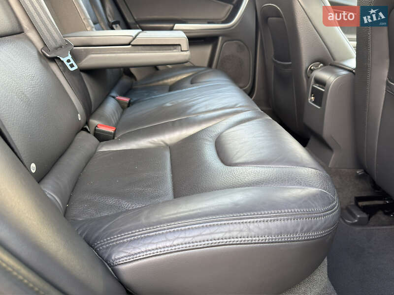 Універсал Volvo V60 2011 в Києві фото 32 Універсал Volvo V60 2011 в Києві