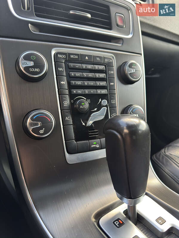 Універсал Volvo V60 2011 в Києві фото 45 Універсал Volvo V60 2011 в Києві