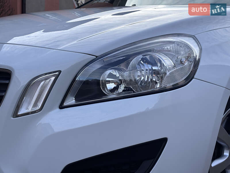 Универсал Volvo V60 2013 в Стрые