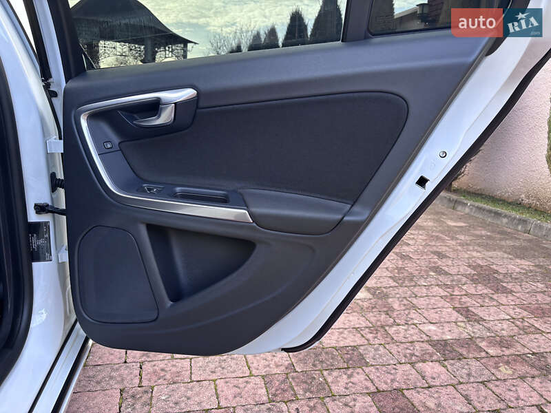 Универсал Volvo V60 2013 в Стрые