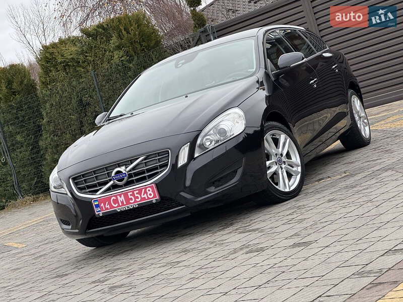 Универсал Volvo V60 2012 в Стрые фото 37 Универсал Volvo V60 2012 в Стрые