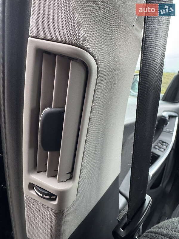 Универсал Volvo V60 2012 в Стрые фото 116 Универсал Volvo V60 2012 в Стрые