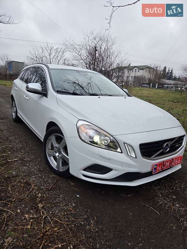 Универсал Volvo V60 2012 в Львове