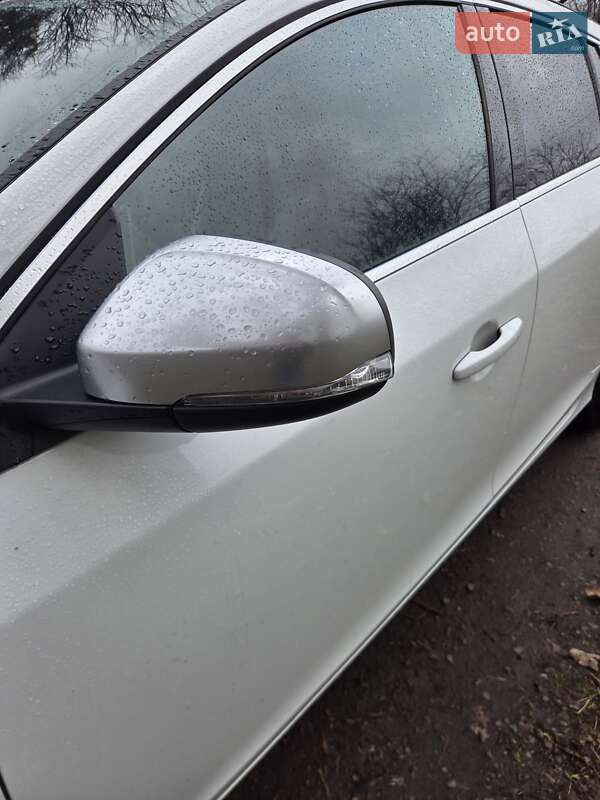 Универсал Volvo V60 2012 в Львове