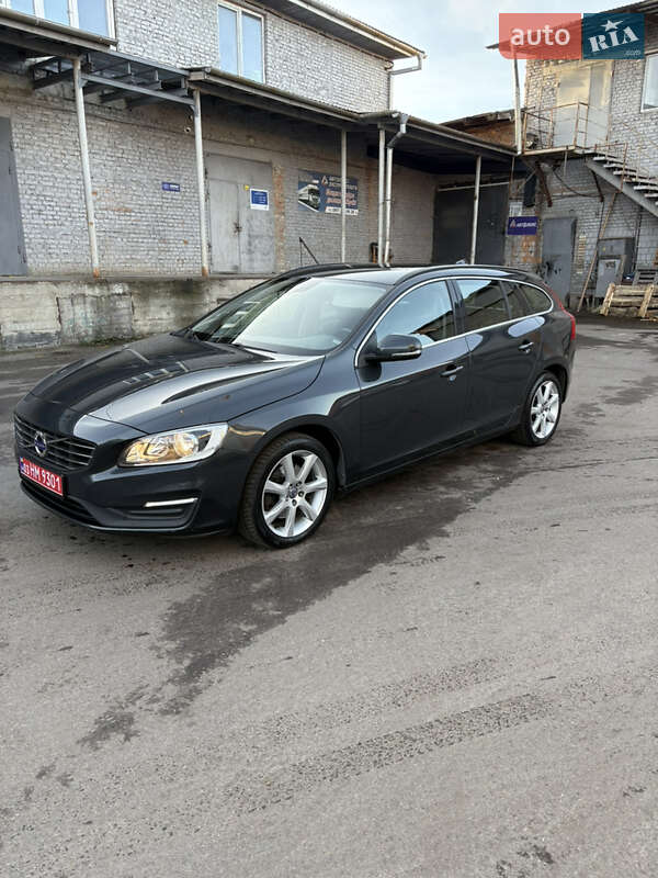 Универсал Volvo V60 2015 в Шептицькому