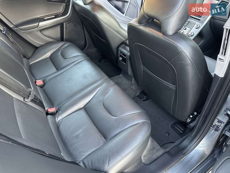 Універсал Volvo V60 2016 в Стрию