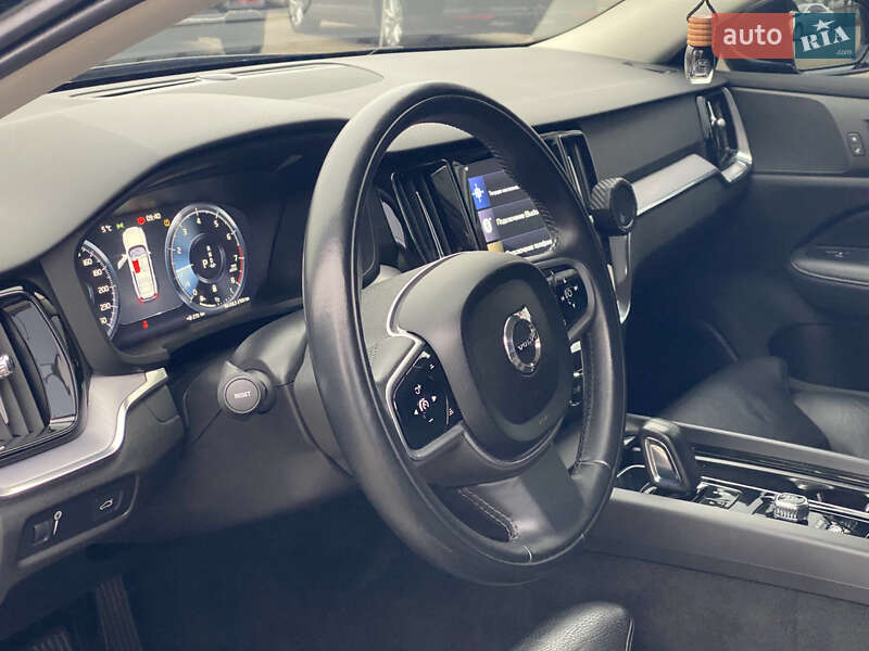 Універсал Volvo V60 2020 в Києві