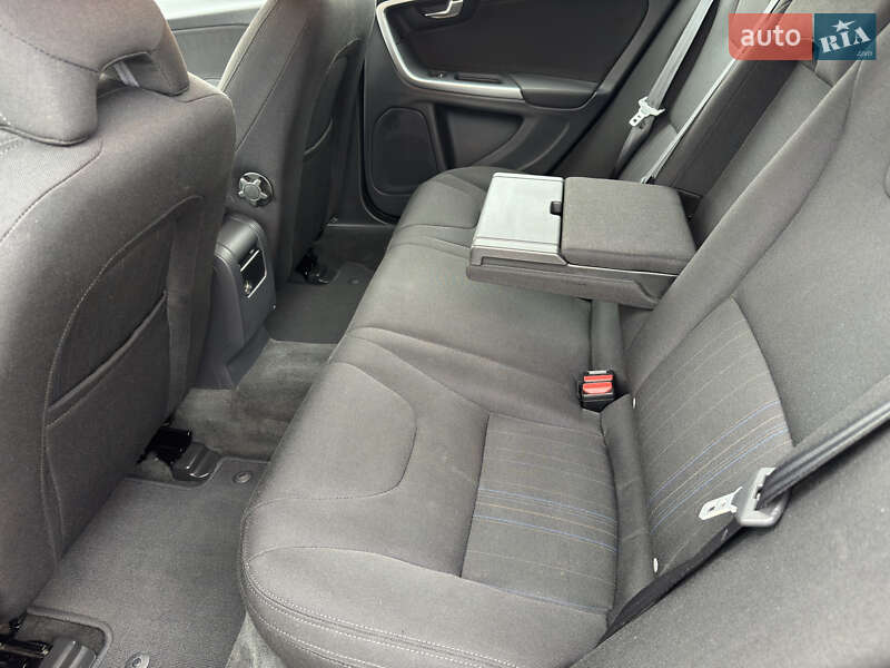 Универсал Volvo V60 2012 в Стрые