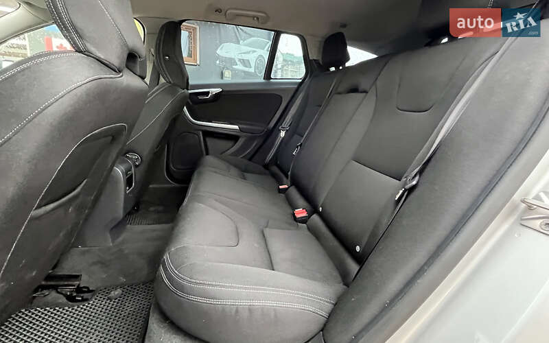 Универсал Volvo V60 2014 в Стрые