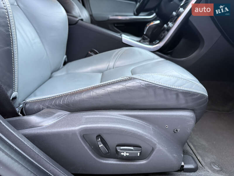 Універсал Volvo V60 2013 в Стрию