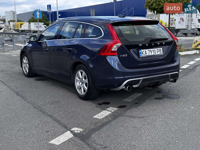 Универсал Volvo V60 2012 в Киеве фото 4 Универсал Volvo V60 2012 в Киеве
