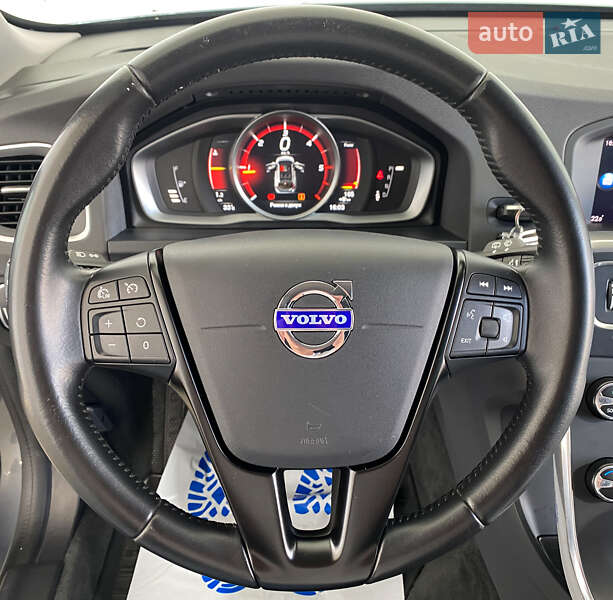 Универсал Volvo V60 2018 в Львове фото 13 Универсал Volvo V60 2018 в Львове