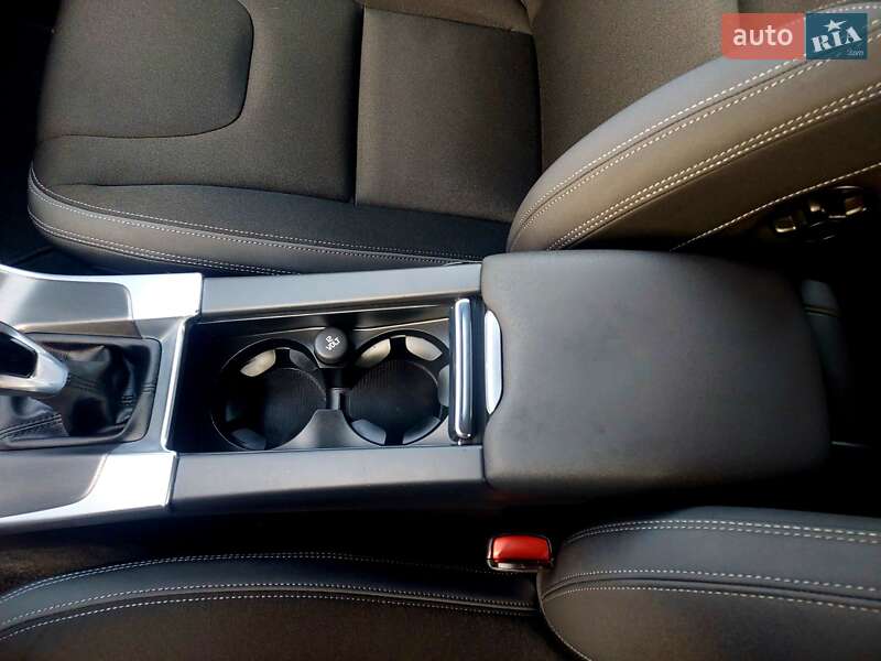 Універсал Volvo V60 2014 в Бродах