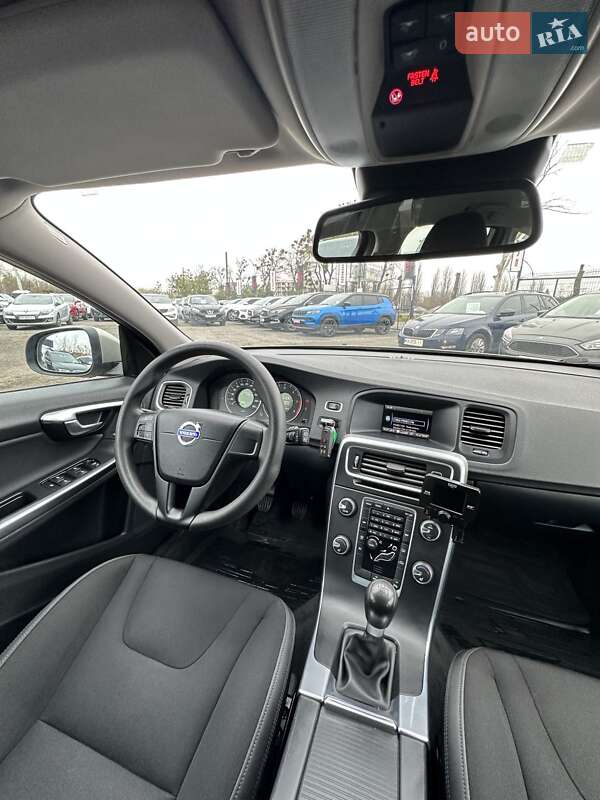 Универсал Volvo V60 2011 в Белогородке