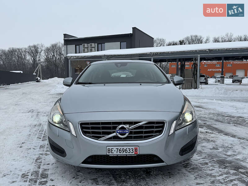 Универсал Volvo V60 2013 в Луцке фото 2 Универсал Volvo V60 2013 в Луцке