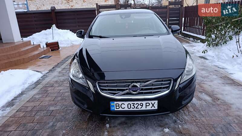 Универсал Volvo V60 2011 в Стрые