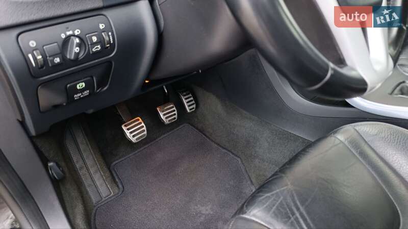 Универсал Volvo V60 2011 в Стрые