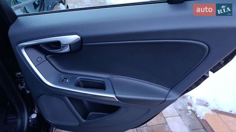 Универсал Volvo V60 2011 в Стрые