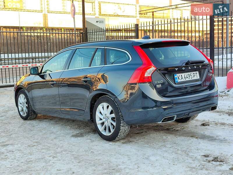 Универсал Volvo V60 2014 в Киеве
