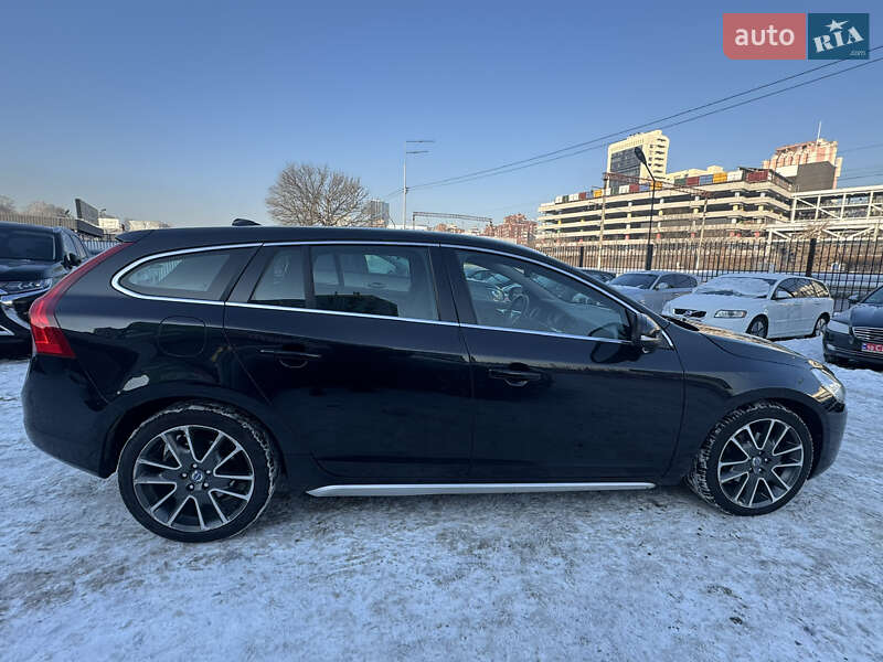 Универсал Volvo V60 2011 в Киеве