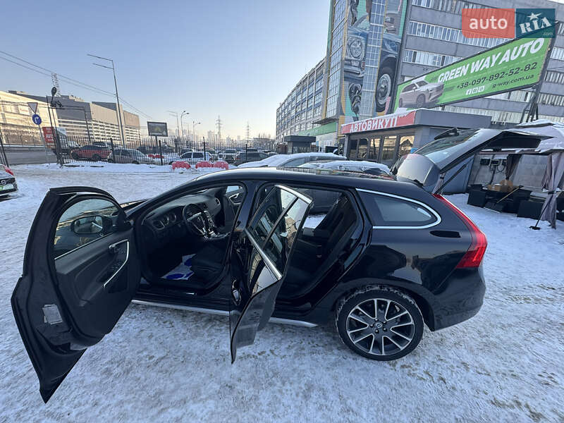 Универсал Volvo V60 2011 в Киеве