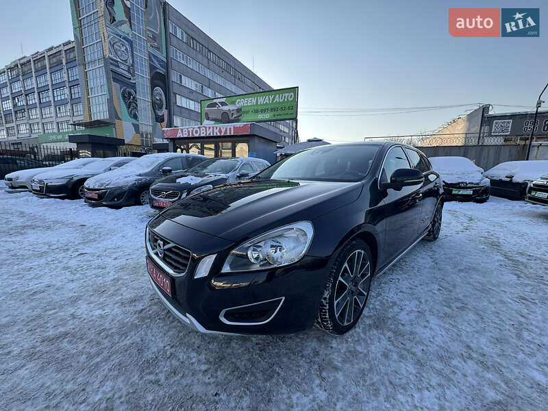 Универсал Volvo V60 2011 в Киеве