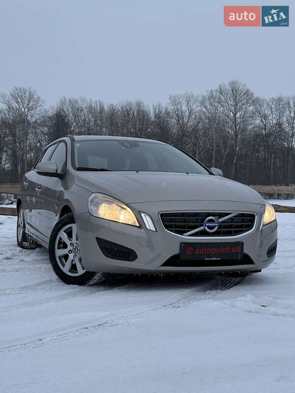 Универсал Volvo V60 2011 в Сумах фото 5 Универсал Volvo V60 2011 в Сумах