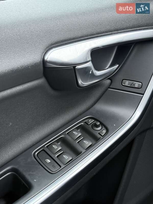 Универсал Volvo V60 2011 в Сумах фото 28 Универсал Volvo V60 2011 в Сумах