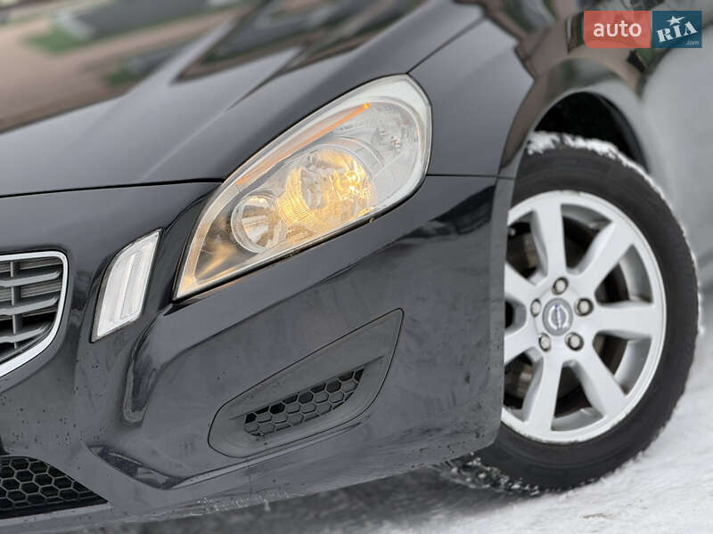 Универсал Volvo V60 2011 в Стрые фото 8 Универсал Volvo V60 2011 в Стрые