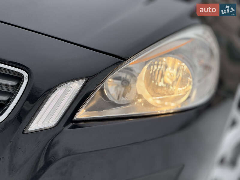 Универсал Volvo V60 2011 в Стрые фото 9 Универсал Volvo V60 2011 в Стрые