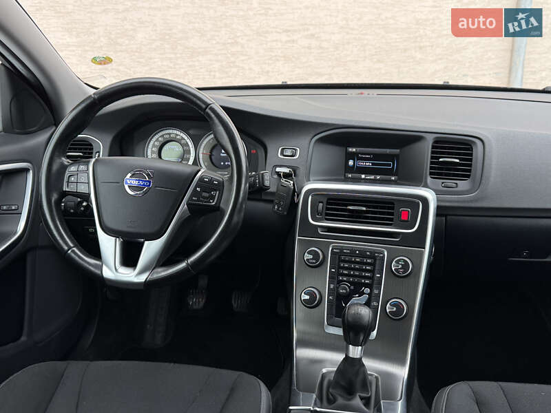 Универсал Volvo V60 2011 в Стрые фото 31 Универсал Volvo V60 2011 в Стрые