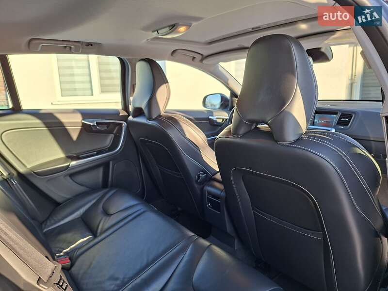 Универсал Volvo V60 2014 в Ровно фото 31 Универсал Volvo V60 2014 в Ровно