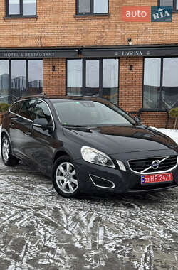 Универсал Volvo V60 2012 в Луцке