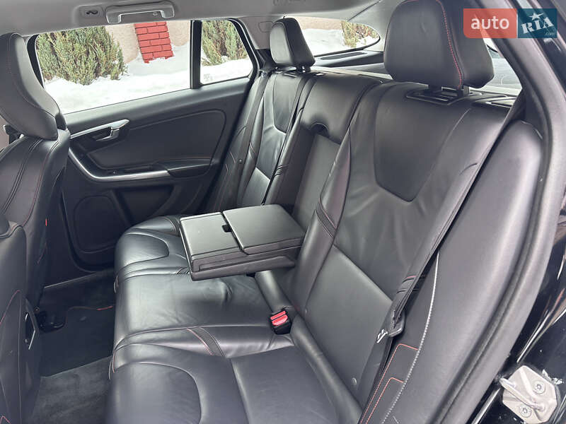 Универсал Volvo V60 2015 в Стрые