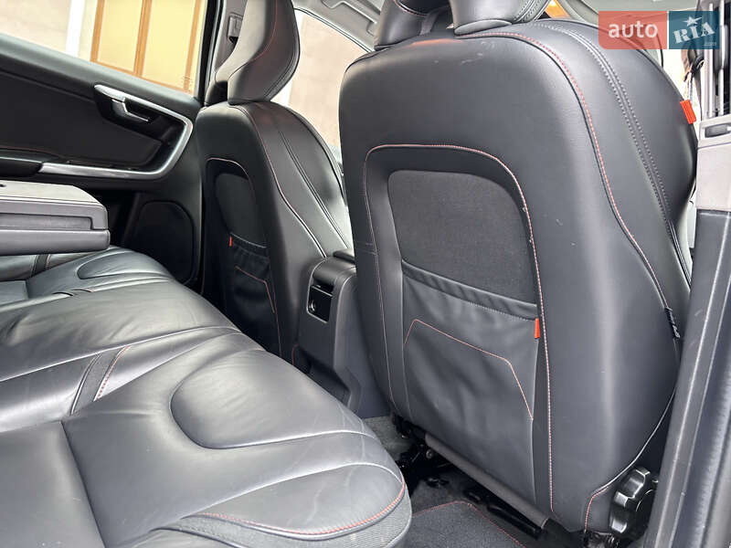 Универсал Volvo V60 2015 в Стрые