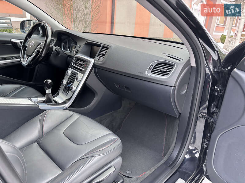 Универсал Volvo V60 2015 в Стрые