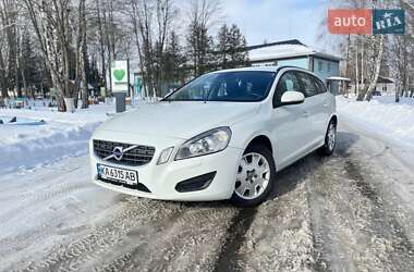 Универсал Volvo V60 2012 в Малине