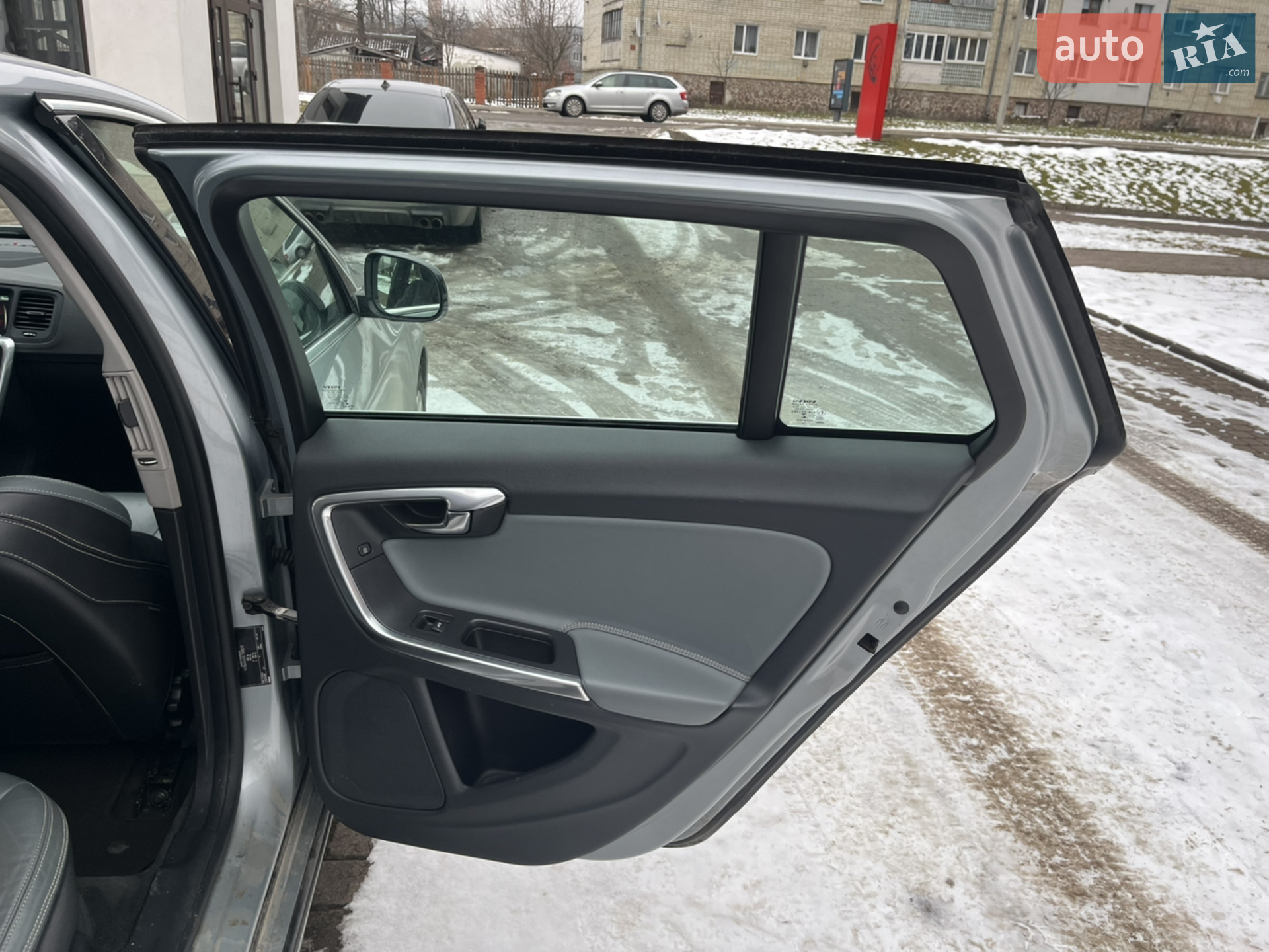 2014 Volvo V60 - мініатюра 18