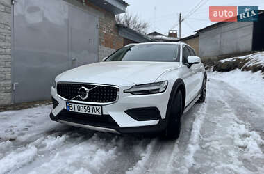 Универсал Volvo V60 2019 в Кобеляках