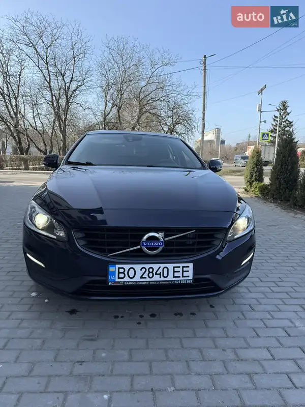 Volvo V60 2016