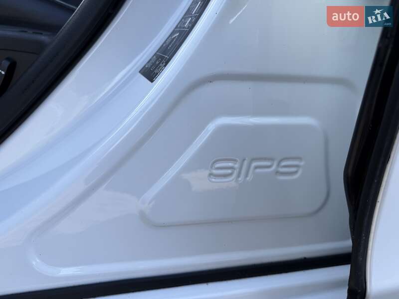 Универсал Volvo V60 2015 в Бродах фото 49 Универсал Volvo V60 2015 в Бродах